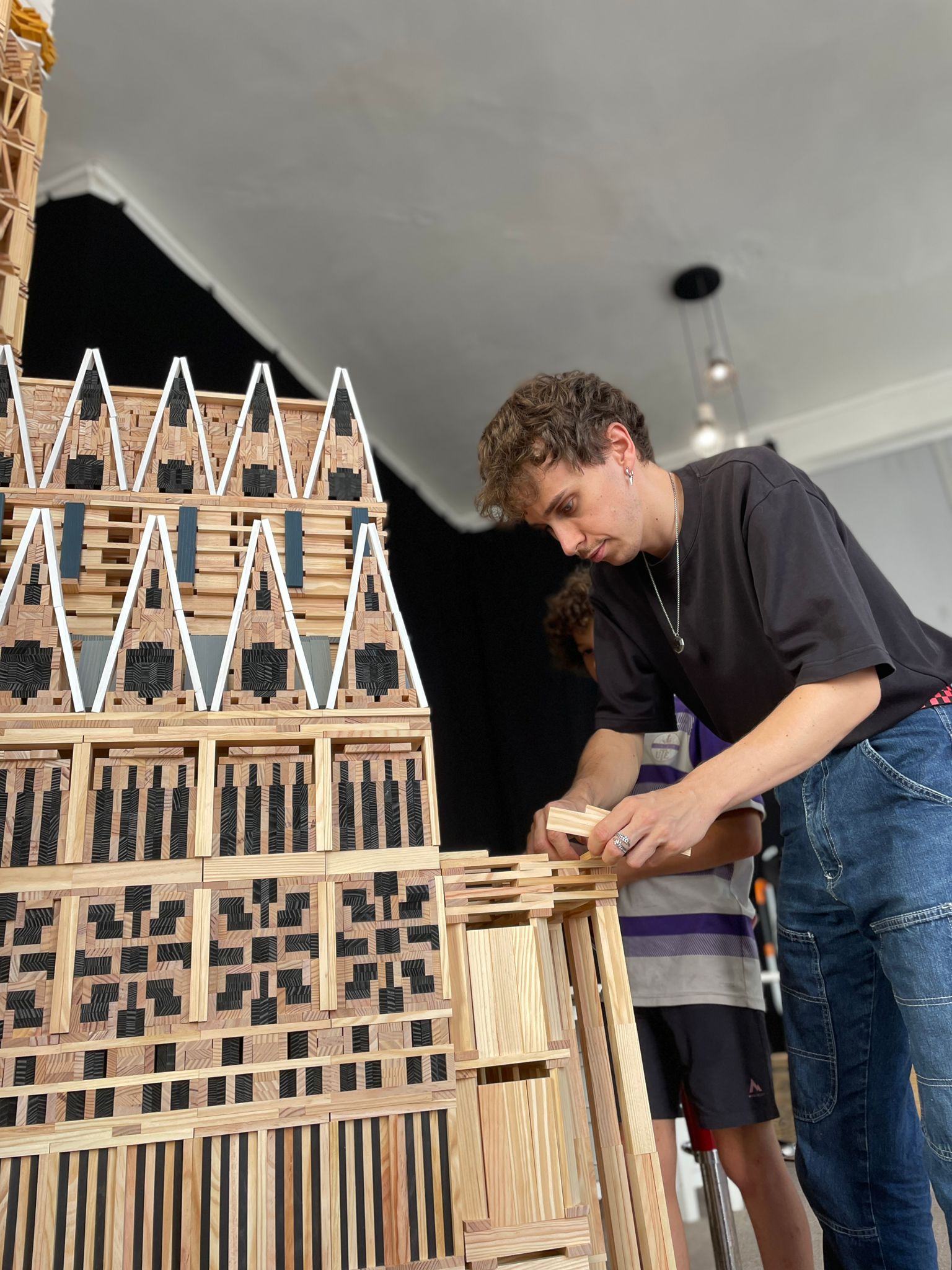 Maquette Sagrada familia en Kapla au Centre Kapla Lyon