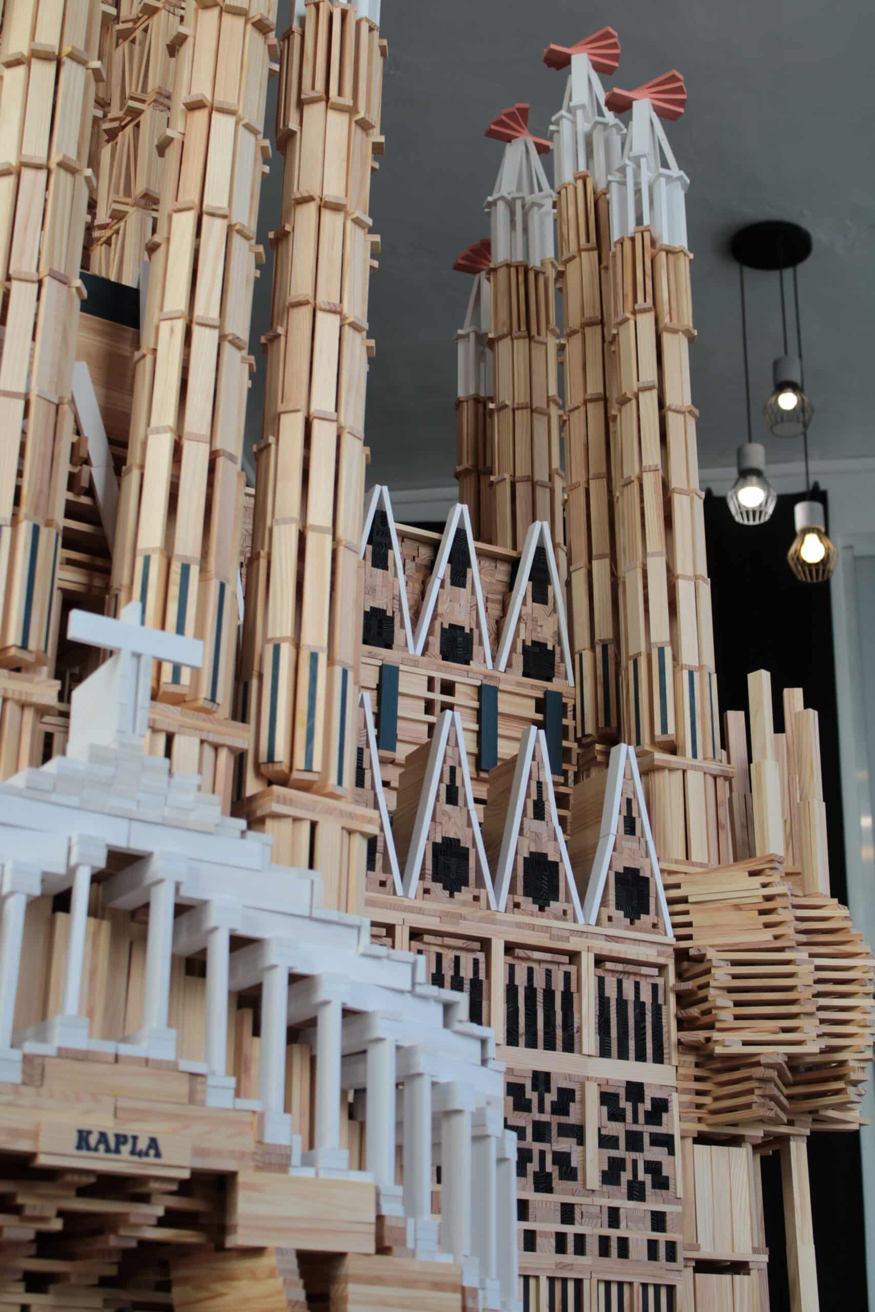 Sagrada Familia au Centre Kapla Lyon